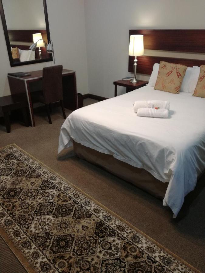 Belmont Guesthouse Bloemfontein Esterno foto