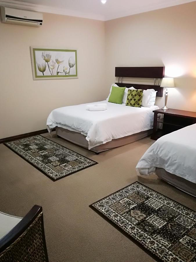 Belmont Guesthouse Bloemfontein Esterno foto