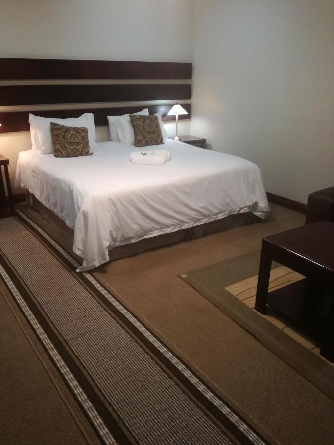 Belmont Guesthouse Bloemfontein Esterno foto