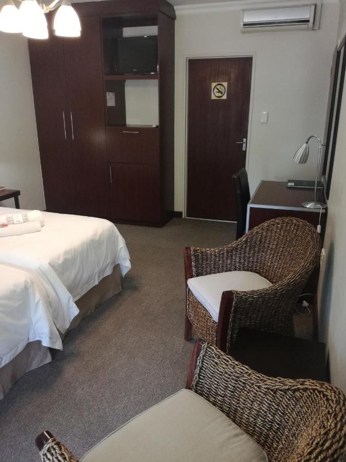 Belmont Guesthouse Bloemfontein Esterno foto